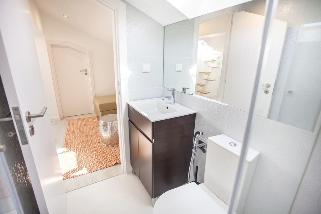 Lovelystay - Cais Apartment River View Lisboa Ngoại thất bức ảnh